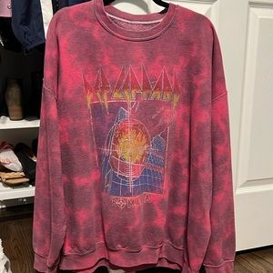 Urban Outfitters Def Leppard Oversized Crewneck - Size Large (fits like XL)